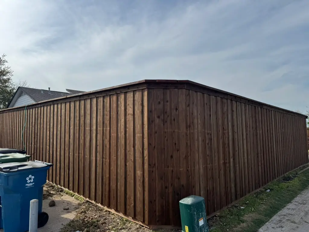 Dallas Fence Company - Professional Fence Installation